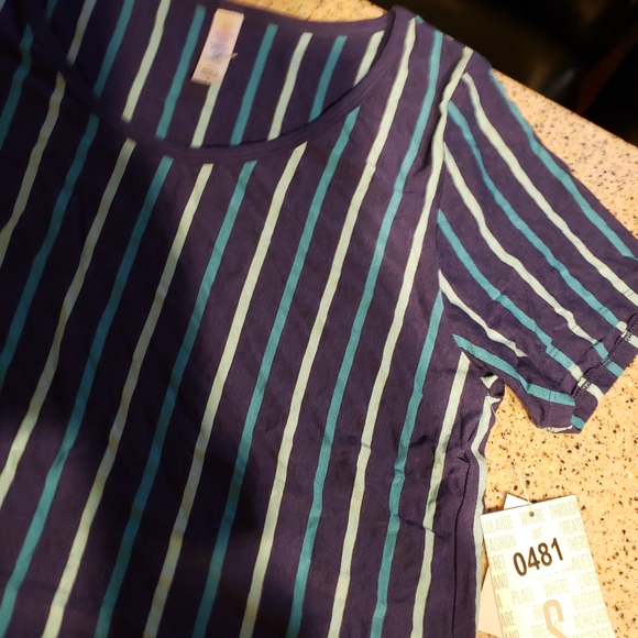 Lularoe NWT SZ S striped Shirt - Picture 2 of 2